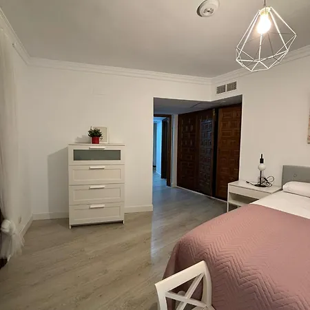 Santa Justa Centro Толедо